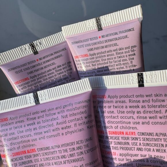 6pc Deluxe First Aid Beauty Skincare Body Bundle - Picture 3 of 4